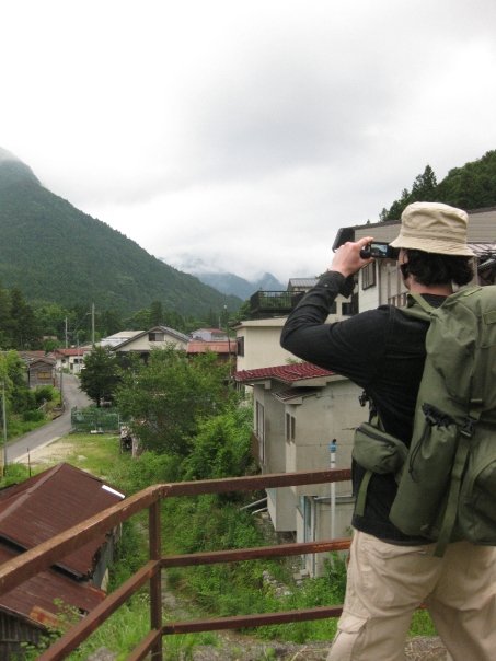 "Tuolla näyttäisi olevan vuoria"